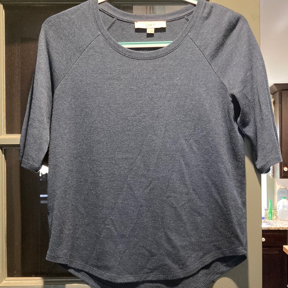 LOFT 3/4 Length Women’s Plain Blue Tee (size XS)